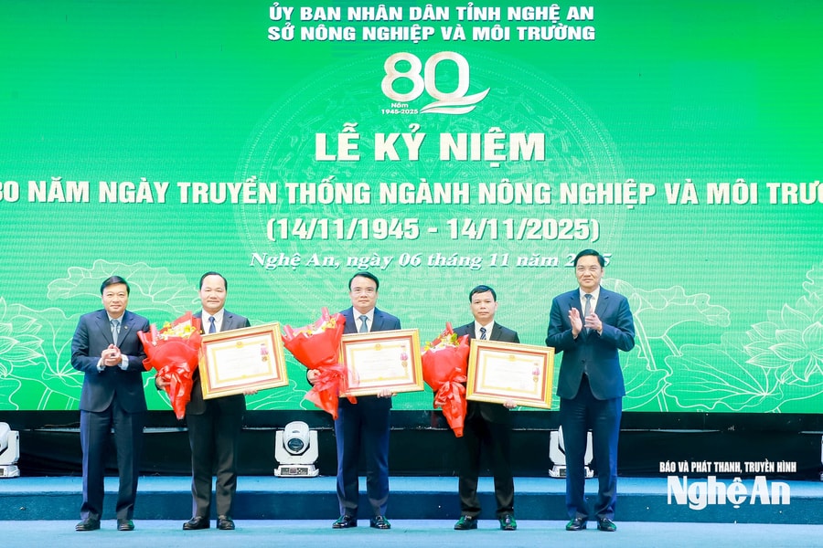 Nghệ An trọng thể kỷ niệm 80 năm ngày truyền thống ngành Nông nghiệp và Môi trường (14/11/1945 - 14/11/2025)