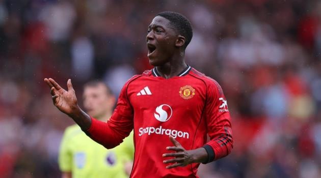 Thiếu đất diễn ở Man United, Mainoo nguy cơ lỡ World Cup 2026