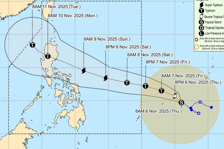 Bão số 13 vừa tan, Biển Đông có nguy cơ đón bão số 14 cực mạnh