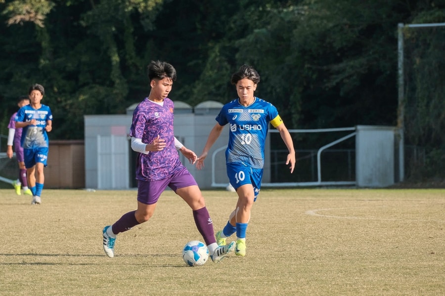 U17 Việt Nam có chiến thắng ấn tượng trên đất Nhật Bản; Tình huống tranh cãi ở trận Tottenham hòa MU