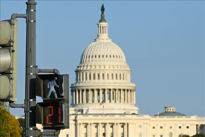 Thượng viện Mỹ tiến gần thỏa thuận mở cửa lại chính phủ