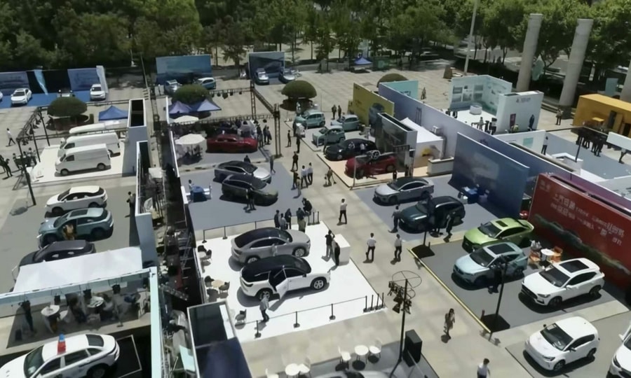 Trung Quốc giảm 50% ưu đãi thuế xe năng lượng mới 2026