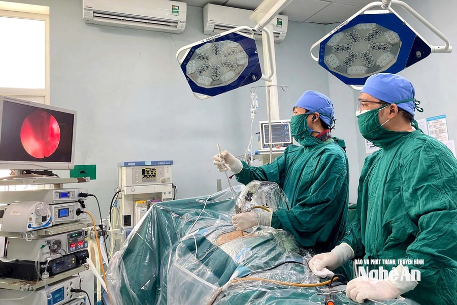 Bước tiến mới trong điều trị cột sống - An toàn, thẩm mỹ vượt trội