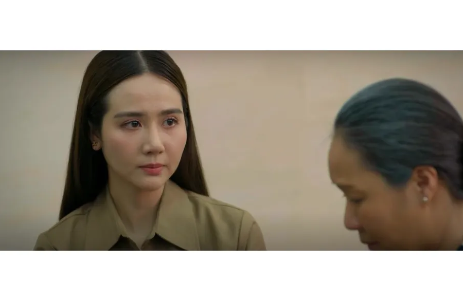 Phim 'Cách em 1 milimet' giữ vững ngôi đầu bảng xếp hạng rating