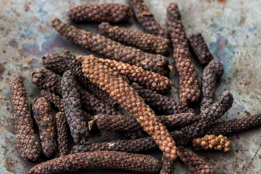 Giá tiêu hôm nay 14/11/2025 giảm nhẹ 1000 đồng, thế giới đi ngang