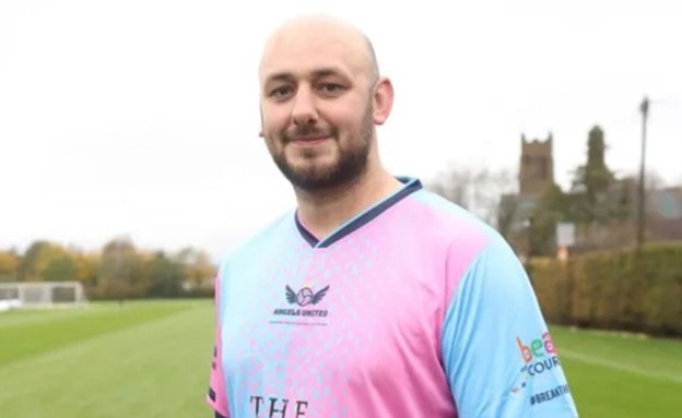 Oldham và Angels United, đội bóng không ai muốn tham gia