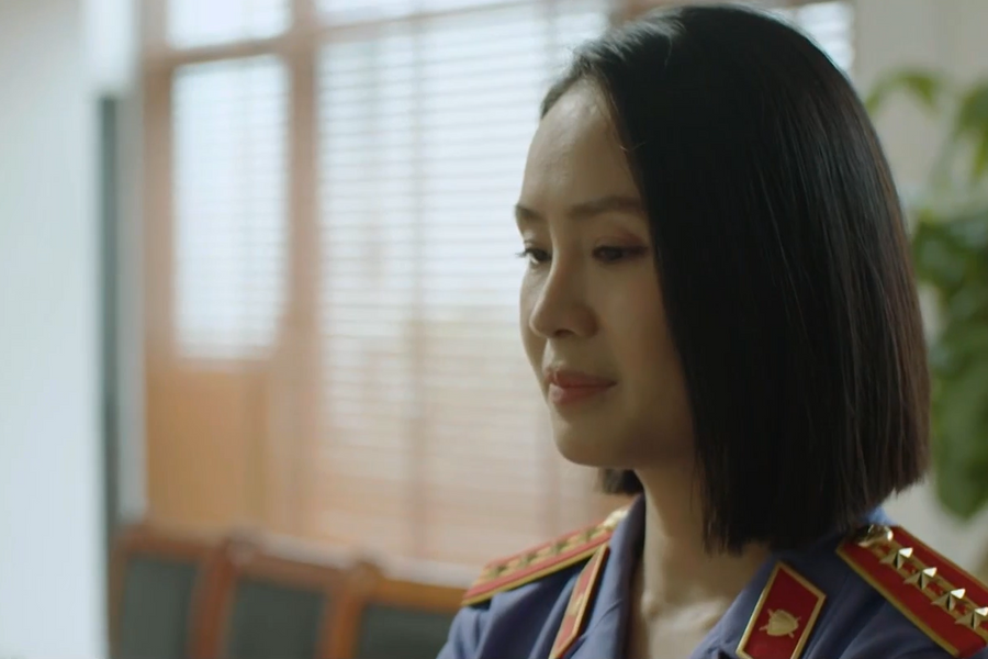 Lằn ranh tập 9: Triển từ chối đề bạt, cuộc đua nhân sự dậy sóng