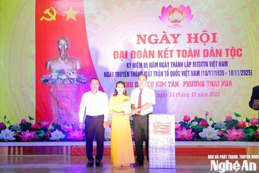 Vui Ngày hội Đại đoàn kết tại phường Thái Hòa