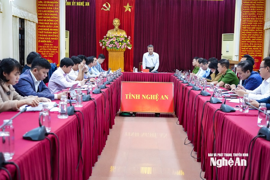 Nghệ An tháo gỡ vướng mắc, bảo đảm hoàn thành nhiệm vụ năm 2025 theo Nghị quyết 57