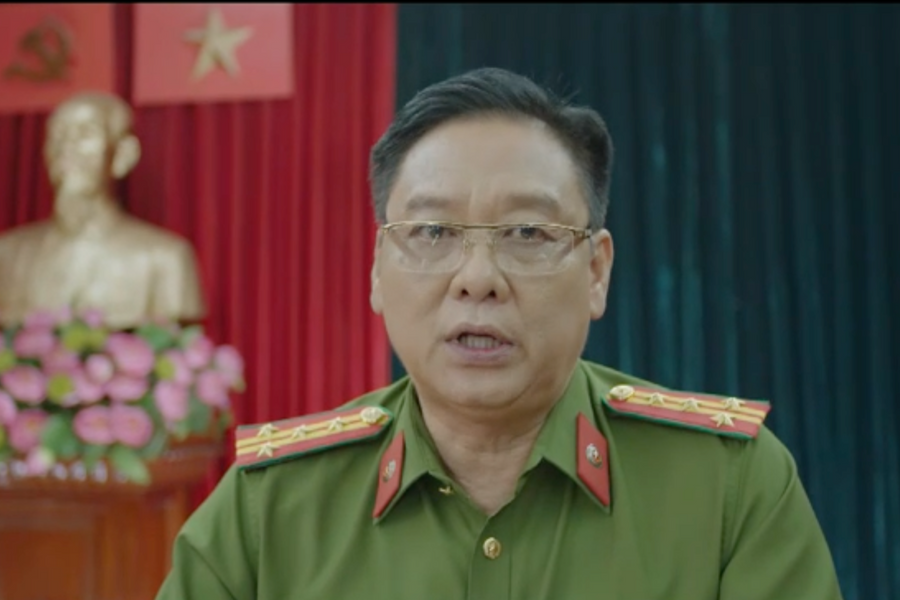 Lằn ranh tập 11: Mắt xích A Hồng lộ diện, chuyên án đổi chiều