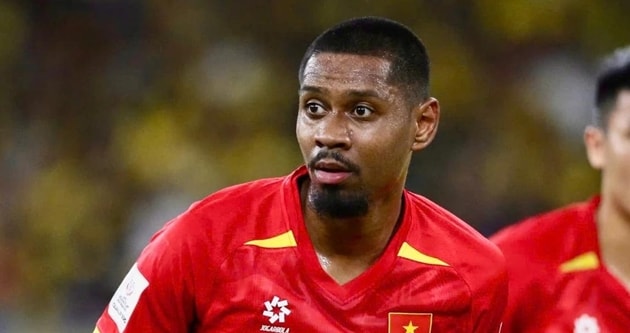 Tuyển Việt Nam với 3-4-3: đôi cánh ổn, chiều sâu mỏng