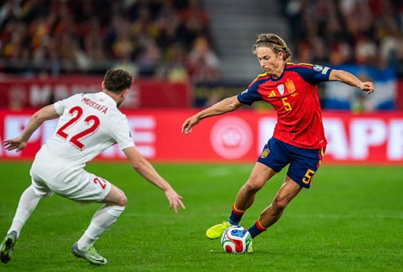 Tây Ban Nha hòa 2-2 Thổ Nhĩ Kỳ, giữ vé dự World Cup