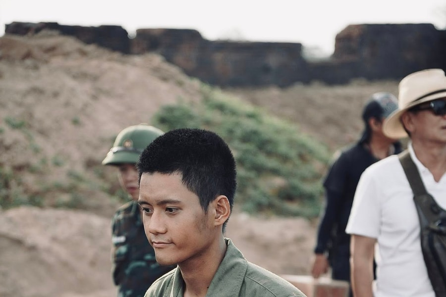 Diễn viên Đình Khang (Mưa Đỏ) kêu cứu vì gia đình mắc kẹt lũ