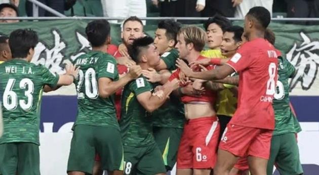 AFC phạt 5.000 USD CLB Công an Hà Nội vì hỗn chiến
