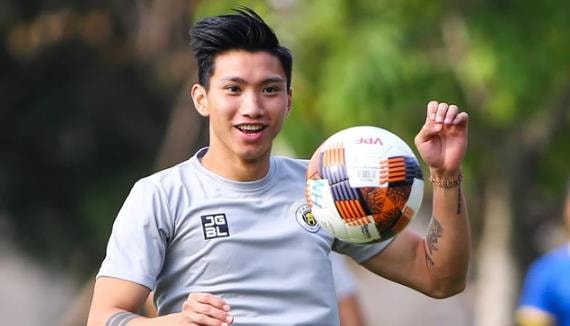 Điểm tin 23/11: Văn Hậu sắp trở lại, Văn Toàn rớt giá