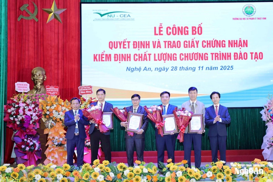 Trường Đại học Sư phạm Kỹ thuật Vinh k ỷ niệm 65 năm thành lập