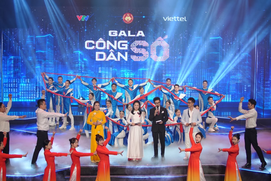 Gala Công dân số: Công nghệ thay đổi cuộc sống người Việt