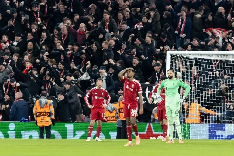 Liverpool thủng lưới 34 bàn: cấu trúc phòng ngự rạn vỡ