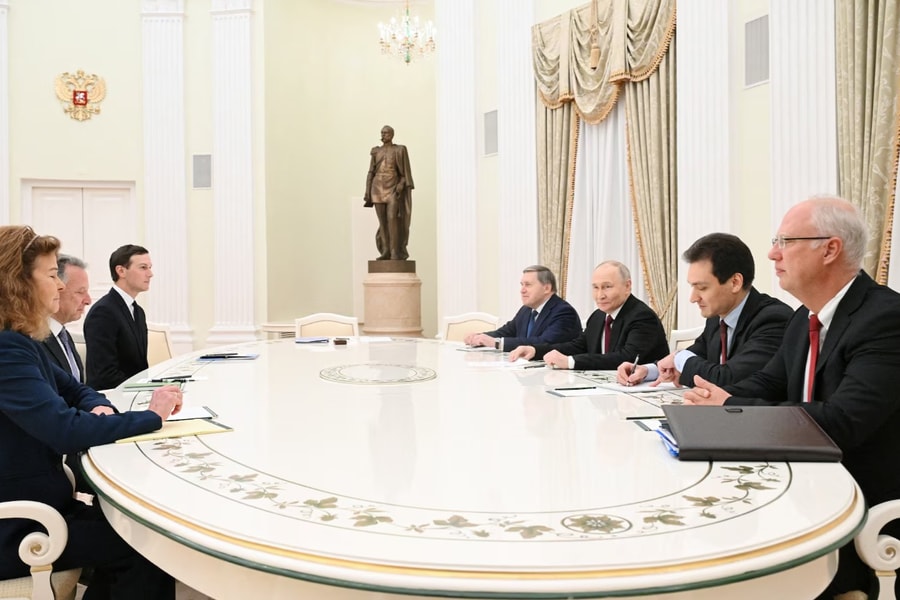 Điện Kremlin thông tin về cuộc hội đàm xuyên đêm giữa Tổng thống Putin và phái đoàn Mỹ