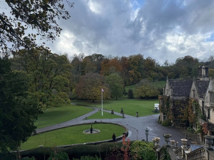 Castle Combe: dạo bước qua trang sách cổ nước Anh mùa thu