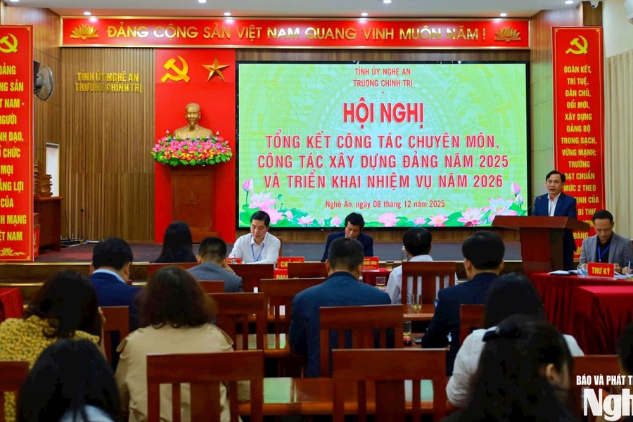 Trường Chính trị tỉnh tổ chức hội nghị tổng kết chuyên môn và công tác xây dựng đảng năm 2025