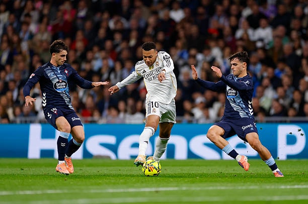 Real Madrid thua 0-2 Celta Vigo: 3 lý do và 3 câu hỏi