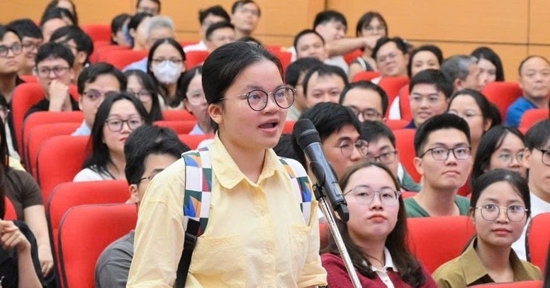 Chuyển đào tạo bác sĩ nội trú, chuyên khoa sang Bộ Y tế quản lý