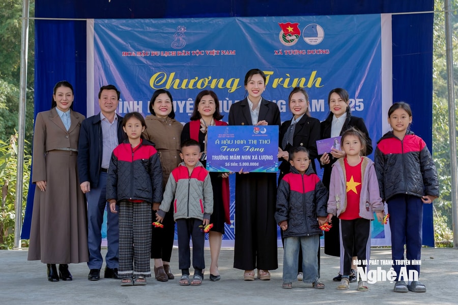 Á hậu Kha Thị Thơ: Tự hào được quảng bá nét đẹp dân tộc Thái xứ Nghệ