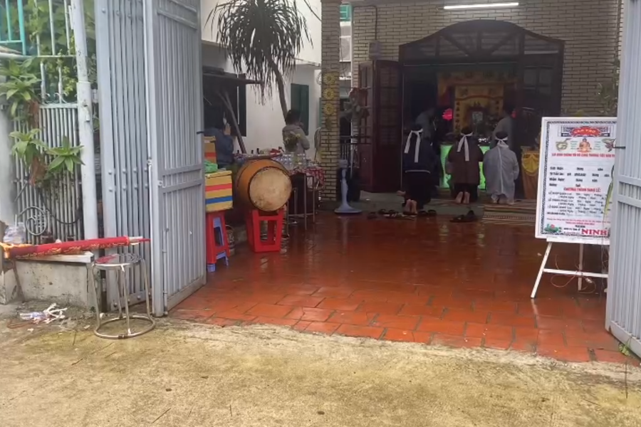 Lễ an táng nghệ sĩ Thương Tín diễn ra lặng lẽ tại quê nhà