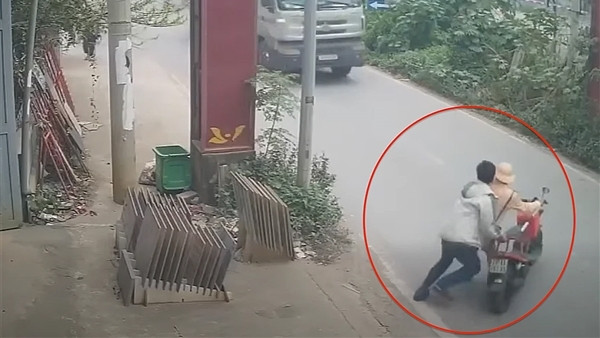Xử lý nghiêm đối tượng đẩy CSGT vào đầu xe tải rồi bỏ chạy