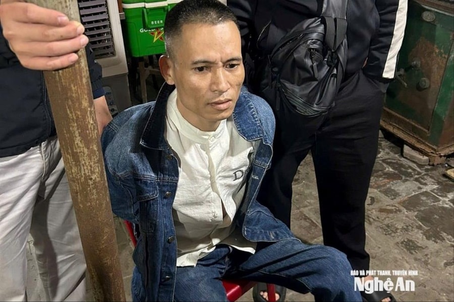 Công an phường Thành Vinh bắt giữ đối tượng truy nã nguy hiểm