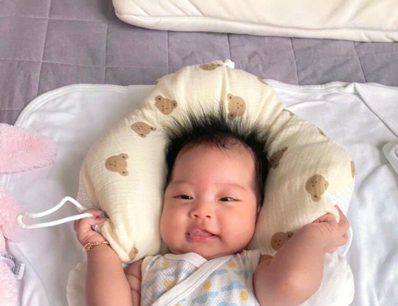 Con gái H'Hen Niê 3 tháng tuổi cao 63 cm, sớm thừa hưởng gen mẹ
