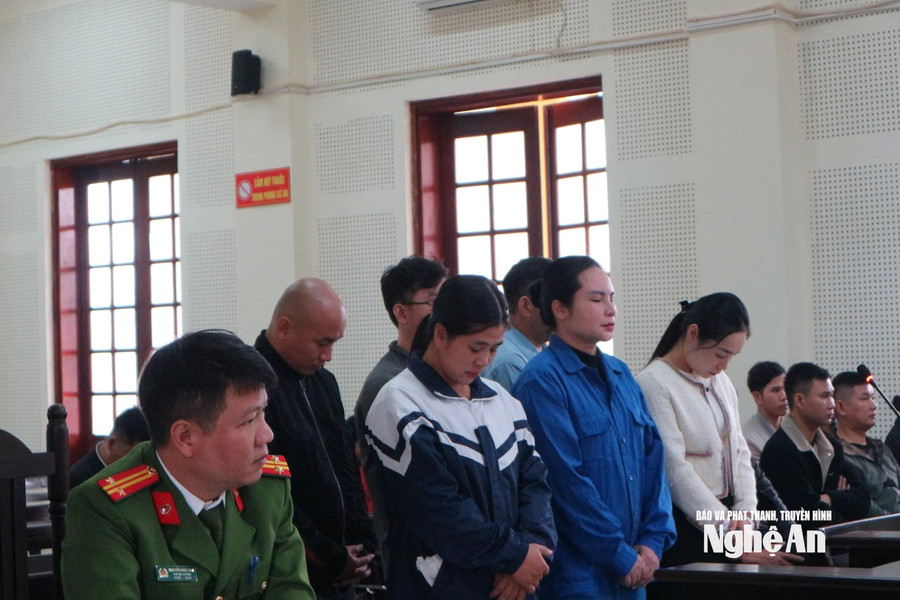 Vạch trần đường dây đưa người xuất ngoại trái phép dưới vỏ bọc du lịch