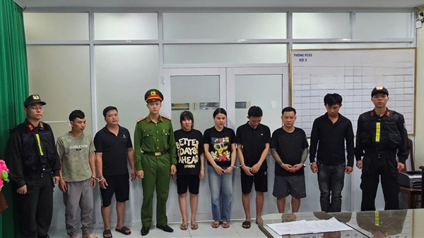 Khởi tố 7 đối tượng dùng hoá chất 'biến' thịt heo thành thịt bò để trục lợi