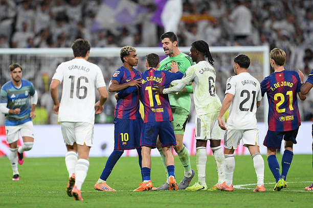 La Liga 2025/26: Khủng hoảng tại Real, hy vọng từ những ngựa ô