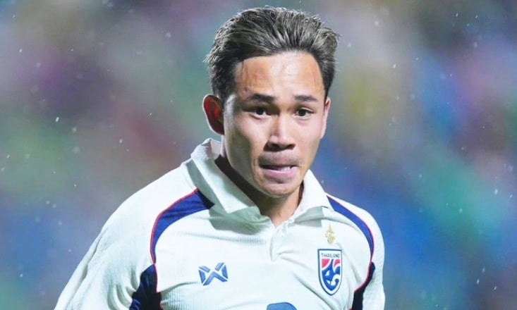 Supachok Sarachat được đội bóng J.League 1 Nagoya Grampus săn đón