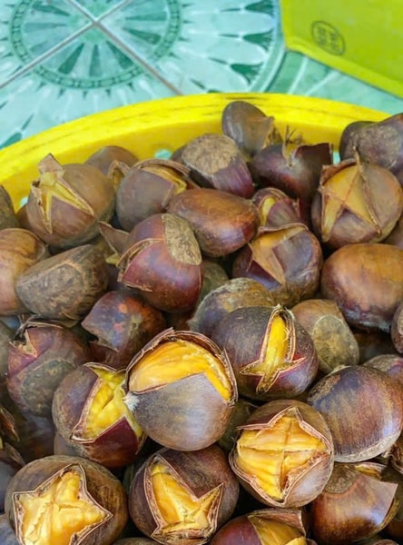 Mẹo chọn hạt dẻ ngọt bùi không bị sượng cực đơn giản