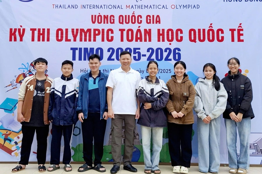 Thầy trò trường THPT Nghi Lộc 5 đón "mùa Vàng" Olympic Toán học TIMO