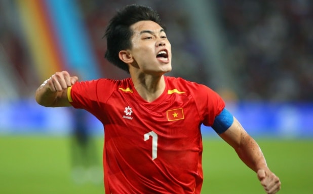 Bóng đá Việt Nam áp đảo giải thưởng VĐV và HLV tiêu biểu 2025