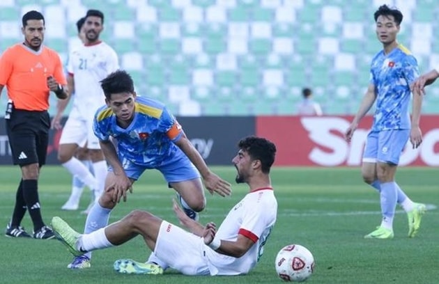U23 Việt Nam và bài toán tuyến giữa: Khi Nguyễn Thái Sơn không thể mãi gánh vác