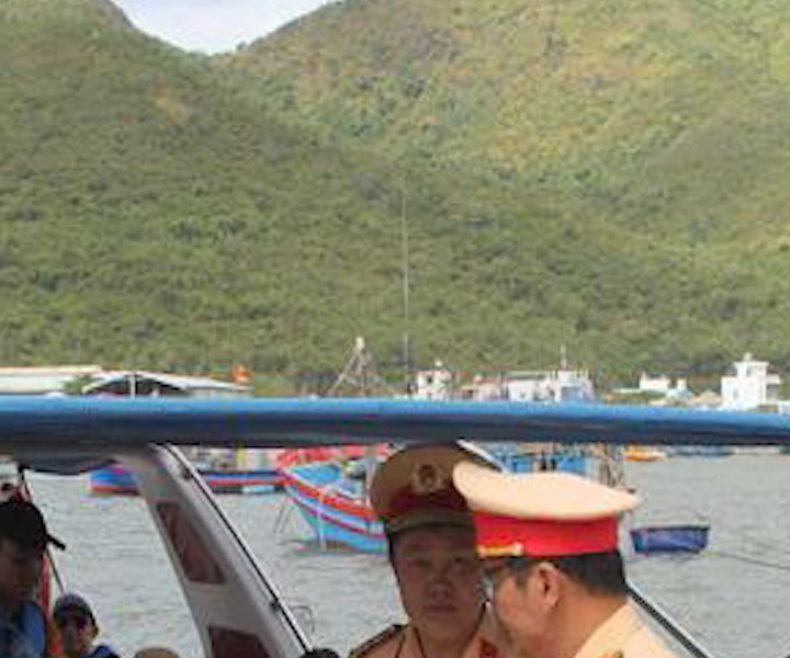 Thuyền trưởng tàu khách bị phạt vì hơi men từ tận... đêm trước