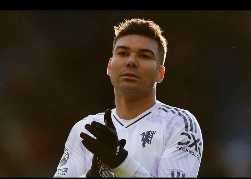 Tin chuyển nhượng 9/1: MU thanh lý hàng tiền vệ, Balotelli cập bến đội bóng mới