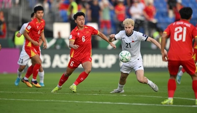 Bàn tay vàng của HLV Kim Sang-sik: U23 Việt Nam mở toang cửa vào tứ kết châu Á