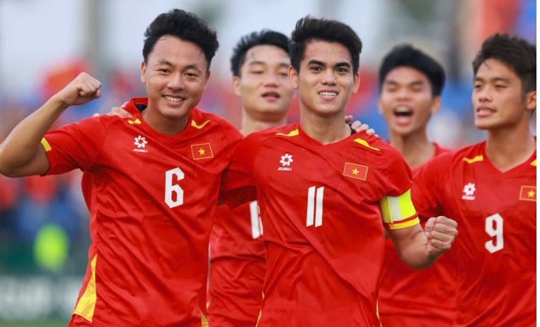 AFC kỳ vọng Nguyễn Thái Sơn dẫn dắt U23 Việt Nam vượt kỳ tích năm 2018