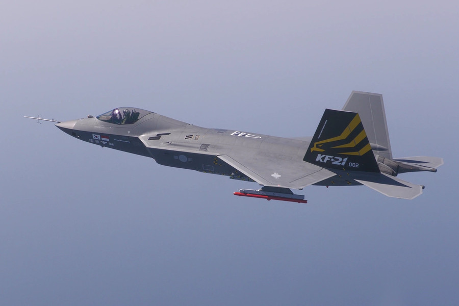 Indonesia thúc đẩy mua 16 tiêm kích KF-21 Block-2 do lo ngại Philippines
