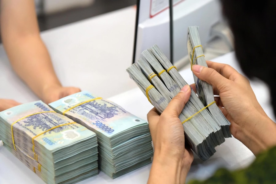 Lãi suất ngân hàng ngày 12/1/2026: Nhiều nhà băng vượt mốc 7,5%, cao nhất tới 9,65%