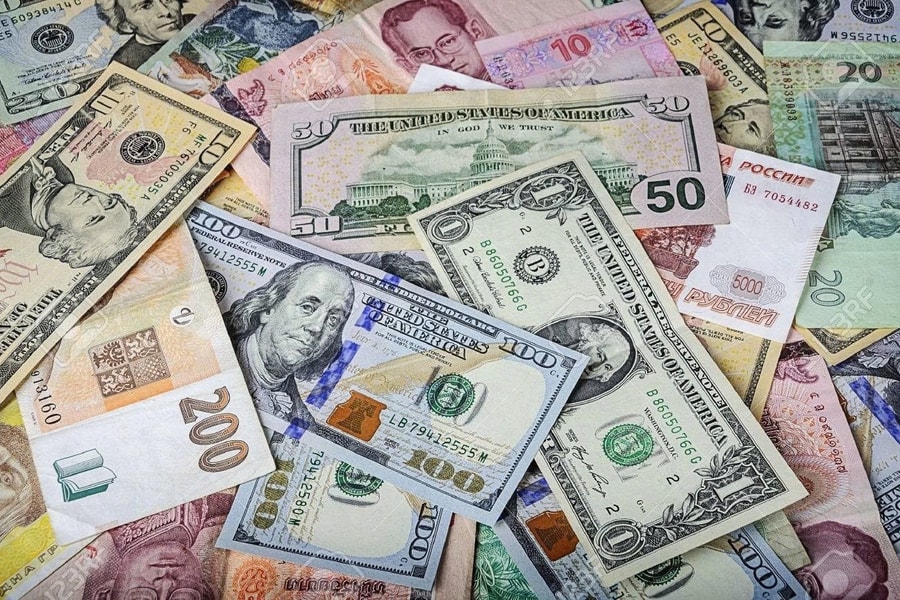 Tỷ giá ngoại tệ hôm nay 12/1: USD Index vượt mốc 99 điểm, tỷ giá trung tâm giữ mức 25.127 VND