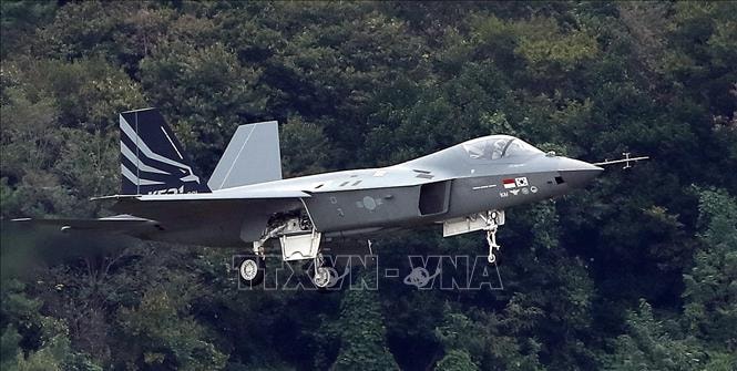 Hàn Quốc hoàn tất thử nghiệm bay tiêm kích KF-21 nội địa trước thời hạn