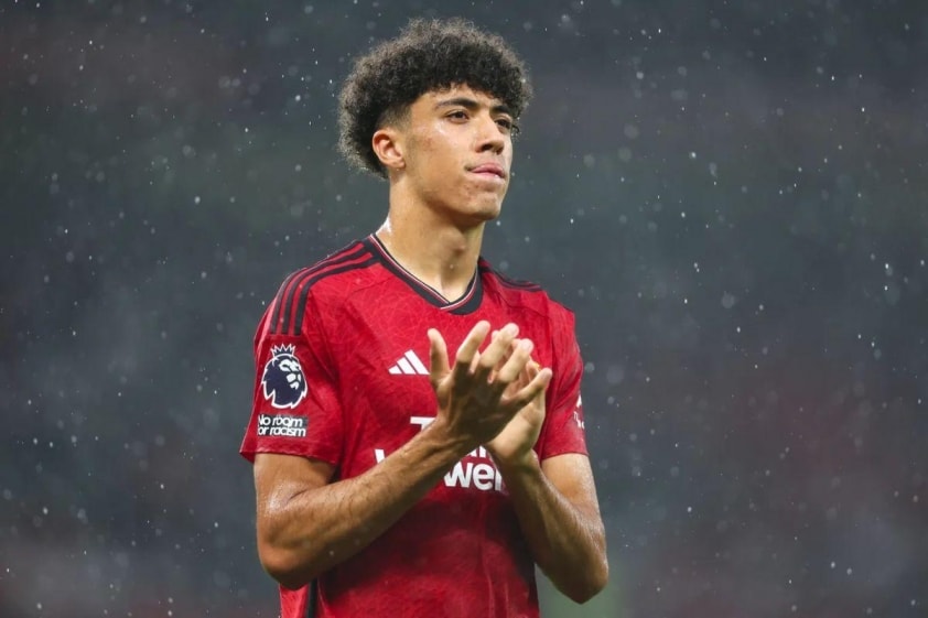 MU chính thức triệu hồi Ethan Wheatley sau màn trình diễn ấn tượng tại League One