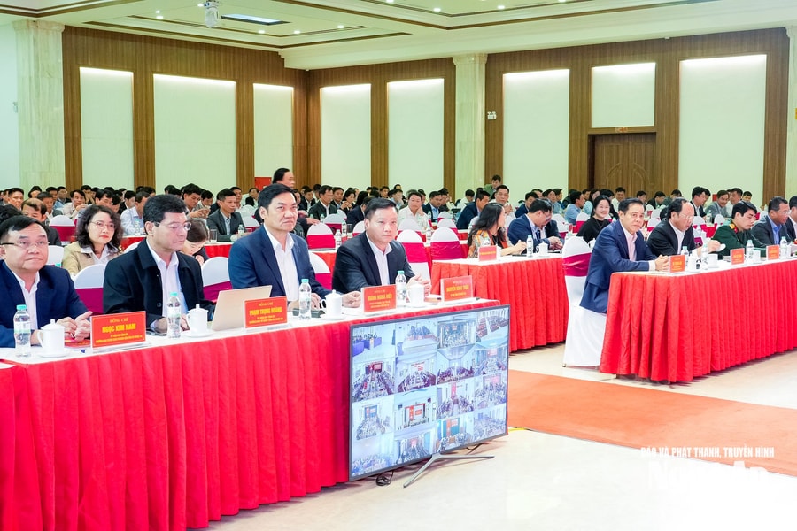 Hội nghị nghiên cứu, quán triệt và triển khai các Nghị quyết, Chỉ thị của Tỉnh uỷ